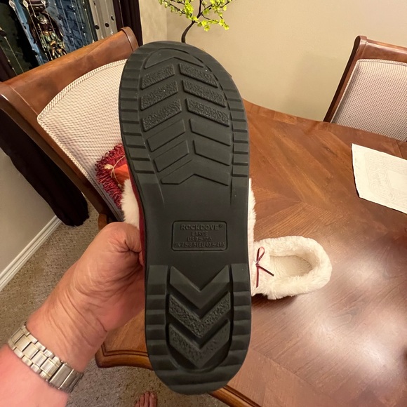 Rubber sole slippers - Picture 3 of 4